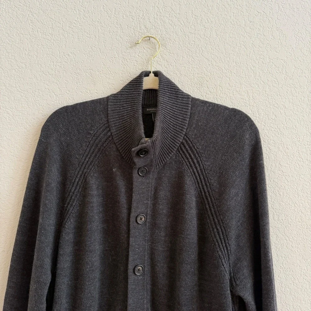 Banana Republic Mens Organic Cotton Cardigan Sweater Charcoal Gray Large‎